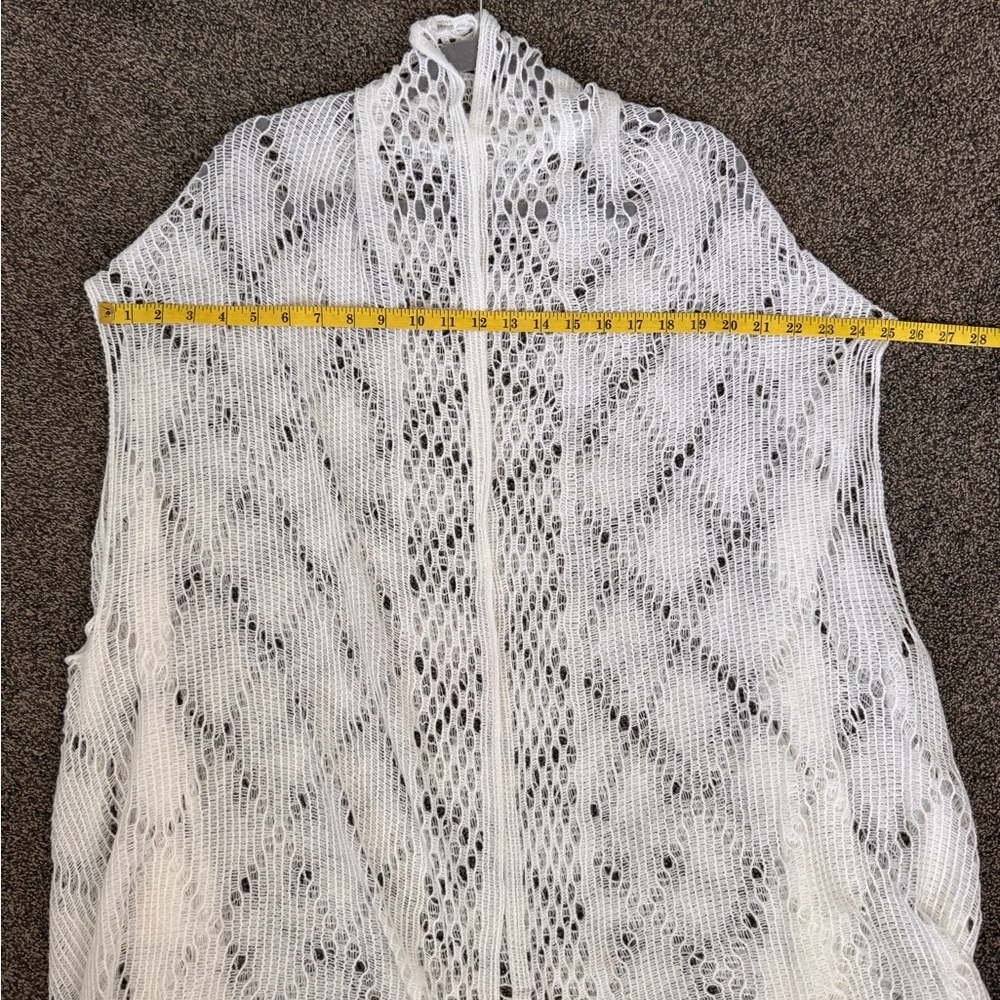 White Fringe Open Knit Lace Shawl Vest No Size See pics for measurements Boho - Picture 8 of 11